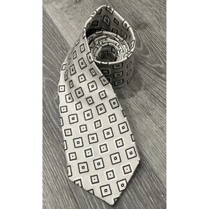 BACHRACH Men's 100% Silk Necktie Designer USA‎ Geometric Gray /Black